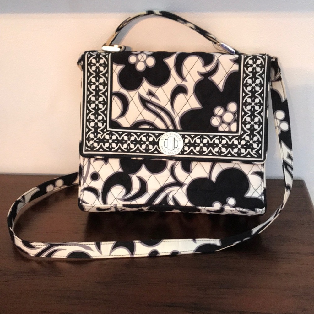 VERA BRADLEY PURSE